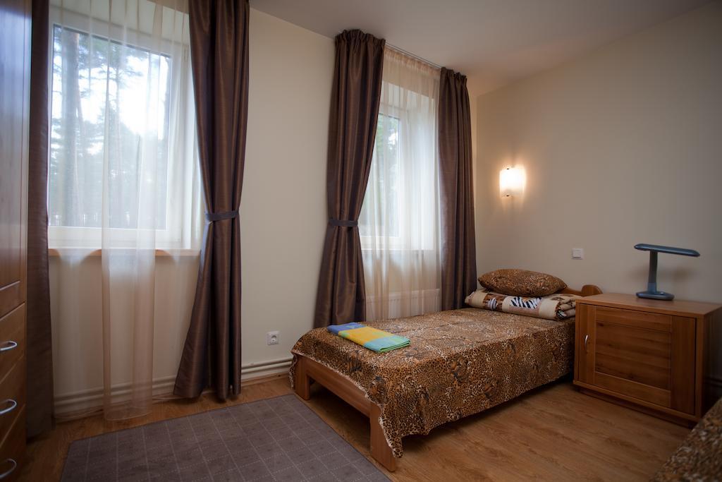 Sajutu Parka Hostelis Валмієра Екстер'єр фото